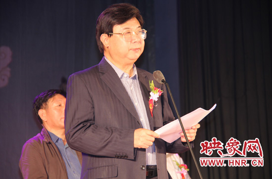 開封市政府副市長陳國楨致辭。 開封市政府副市長陳國楨致辭。